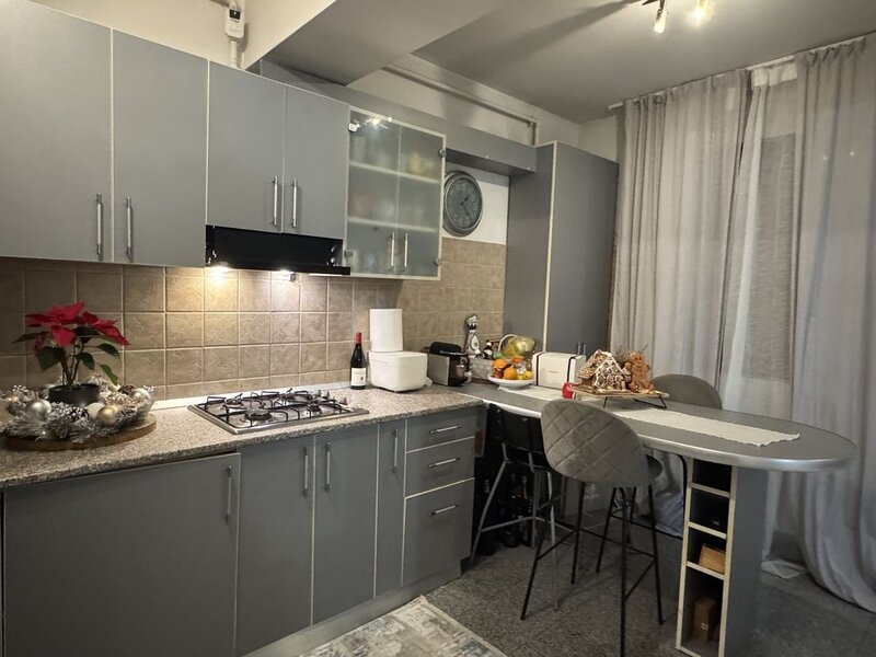 Iancu Nicolae, predare imediata, loc de parcare inclus, nou